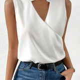 Saoirse - Cozy V-Neck Tee