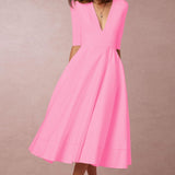 Eileen - Chic Midi Dress