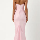 Aveen - Graceful Maxi Dress