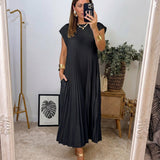 Anaïs - Flowing Pleated Maxi Dress